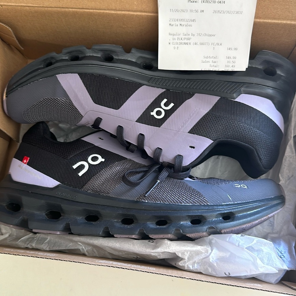Purple tennis shoes for women,never worn, brand new size 9